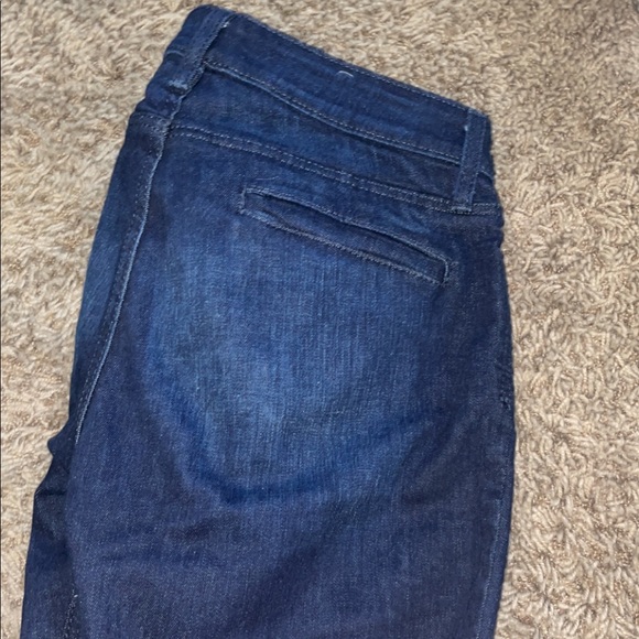 Only worn twice. Slight distressing from dragging due to the length. Size 3 - Picture 4 of 5